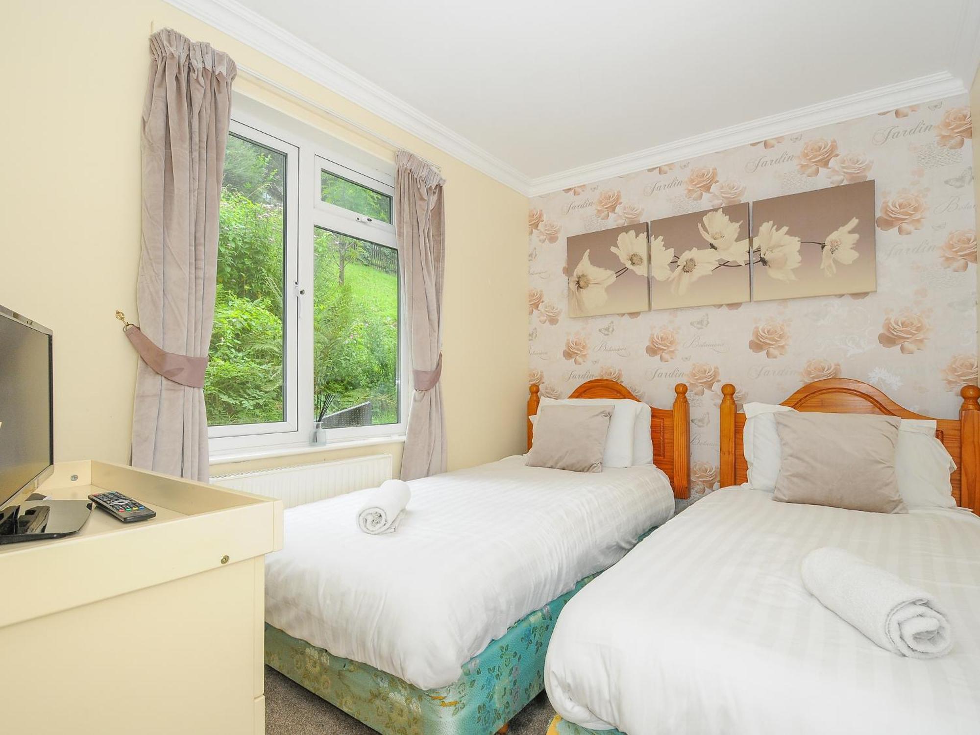 Dart Lodge Callington Екстериор снимка
